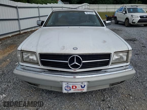 ✅ 1991 Mercedes-Benz 560 • VIN: WDBCA45E6MA583663 • Lot: 66163085. Wystawiony na Copart z przebiegiem 306 084 mil. Bezpłatny archiwum sprzedaży aukcyjnych z USA i szczegółowy raport historii pojazdu na DreamBid. Zdjęcie 5.