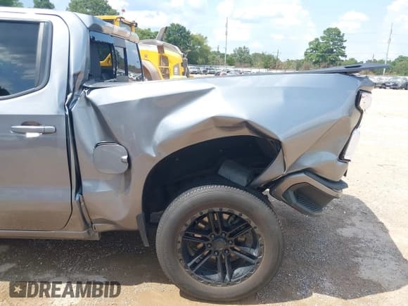 ✅ 2021 Chevrolet Silverado 1500 RST • VIN: 3GCPWDED7MG286592 • Lot: 42997681. Wystawiony na IAAI z przebiegiem 140 724 mil. Bezpłatny archiwum sprzedaży aukcyjnych z USA i szczegółowy raport historii pojazdu na DreamBid. Zdjęcie 6.