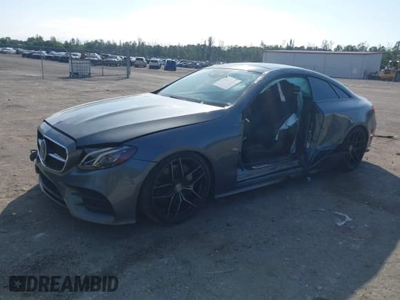 ✅ 2019 Mercedes-Benz E 450 • VIN: WDD1J6HB3KF116678 • Lot: 43687582. Listed on IAAI with 65,536 mi. Free auction sales archive from the USA and detailed vehicle history report at DreamBid. Image 18.