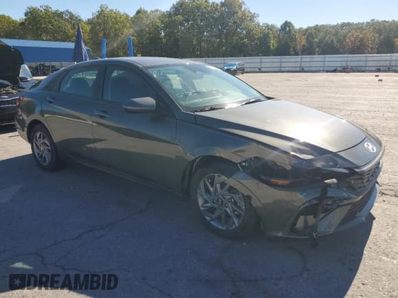 ✅ 2025 Hyundai Elantra Blue • VIN: KMHLM4DJ2SU143471 • Lot: 87416255. Listed on Copart with 1,297 mi. Free auction sales archive from the USA and detailed vehicle history report at DreamBid. Image 4.