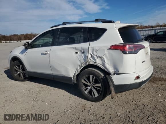 ✅ 2018 Toyota RAV4 XLE • VIN: JTMRFREV4JD240175 • Лот: 91644415. Опубликован ранее на Copart с пробегом 129 508 миль. Бесплатный доступ к архиву аукционных продаж из США и подробный отчёт об истории автомобиля на DreamBid. Изображение 2.