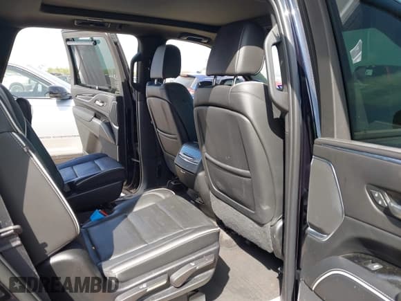 ✅ 2023 Cadillac Escalade 4WD Sport • VIN: 1GYS4EKL7PR184399 • Лот: 42688199. Опубликован ранее на IAAI с пробегом 52 000 миль. Бесплатный доступ к архиву аукционных продаж из США и подробный отчёт об истории автомобиля на DreamBid. Изображение 8.