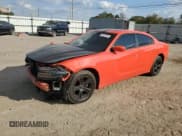 ✅ 2019 Dodge Charger SXT • VIN: 2C3CDXBGXKH720705 • Lot: 82603565. Wystawiony na Copart z przebiegiem 90 323 mil. Bezpłatny archiwum sprzedaży aukcyjnych z USA i szczegółowy raport historii pojazdu na DreamBid. Zdjęcie 1.