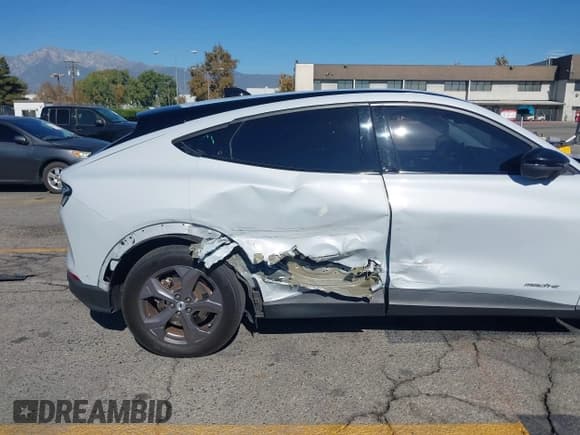 ✅ 2023 Ford Mustang Mach-E Select • VIN: 3FMTK1R47PMA85733 • Lot: 43641157. Listed on IAAI with 38,676 mi. Free auction sales archive from the USA and detailed vehicle history report at DreamBid. Image 6.