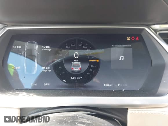 ✅ 2013 Tesla Model S • VIN: 5YJSA1CN7DFP24990 • Lot: 43393021. Wystawiony na IAAI z przebiegiem 143 257 mil. Bezpłatny archiwum sprzedaży aukcyjnych z USA i szczegółowy raport historii pojazdu na DreamBid. Zdjęcie 7.