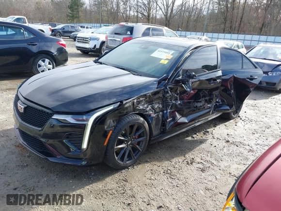 ✅ 2021 Cadillac CT4 V-Series • VIN: 1G6DH5RL4M0124480 • Lot: 41573455. Wystawiony na IAAI z przebiegiem 65 180 mil. Bezpłatny archiwum sprzedaży aukcyjnych z USA i szczegółowy raport historii pojazdu na DreamBid. Zdjęcie 2.