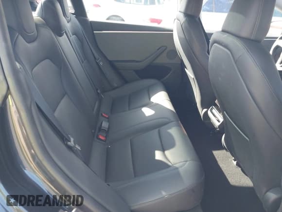 ✅ 2024 Tesla Model 3 • VIN: 5YJ3E1EA9RF737721 • Лот: 43581026. Опубликован ранее на IAAI с пробегом 11 472 миль. Бесплатный доступ к архиву аукционных продаж из США и подробный отчёт об истории автомобиля на DreamBid. Изображение 8.