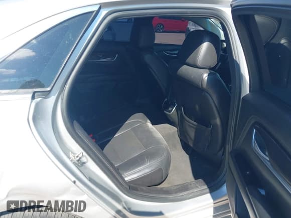 ✅ 2017 Cadillac XTS Luxury • VIN: 2G61M5S35H9184448 • Lot: 43468570. Listed on IAAI with 160,588 mi. Free auction sales archive from the USA and detailed vehicle history report at DreamBid. Image 8.