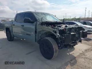 ✅ 2025 Toyota Tundra SR5 • VIN: 5TFLA5DB5SX252579 • Lot: 43467443. Listed on IAAI with 16,457 mi. Free auction sales archive from the USA and detailed vehicle history report at DreamBid. Image 1.