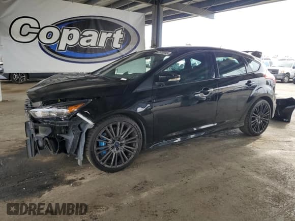 ✅ 2017 Ford Focus RS • VIN: WF0DP3TH0H4120639 • Lot: 82520045. Listed on Copart with 74,260 mi. Free auction sales archive from the USA and detailed vehicle history report at DreamBid. Image 1.