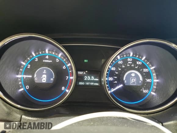 ✅ 2013 Hyundai Sonata SE • VIN: 5NPEC4AC2DH724102 • Lot: 90995505. Listed on Copart with 157,109 mi. Free auction sales archive from the USA and detailed vehicle history report at DreamBid. Image 9.