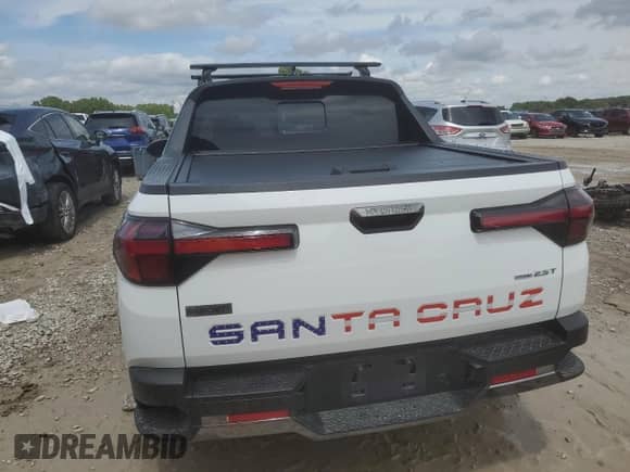 2022 Hyundai Santa Cruz Limited z VIN 5NTJEDAF4NH033384, wystawiony jako Copart lot #68323145 z przebiegiem 81 195 mil mil oraz Szkoda całkowita • Salvage title. Historia ofert i sprzedaży dostępna na DreamBid. Obrazek 6.
