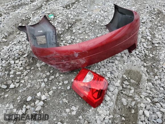 ✅ 2008 Dodge Caliber SXT • VIN: 1B3HB48B88D507406 • Лот: 81544924. Опубликован ранее на Copart с пробегом 109 545 миль. Бесплатный доступ к архиву аукционных продаж из США и подробный отчёт об истории автомобиля на DreamBid. Изображение 14.