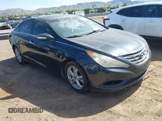 ✅ 2011 Hyundai Sonata SE • VIN: 5NPEC4AC7BH271012 • Lot: 43181062. Listed on IAAI with 329,909 mi. Free auction sales archive from the USA and detailed vehicle history report at DreamBid. Image 1.