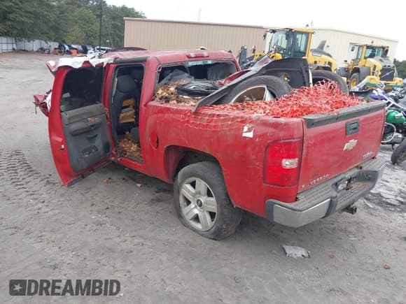 ✅ 2008 Chevrolet Silverado 1500 1LT • VIN: 2GCEC13J981298054 • Lot: 38374719. Listed on IAAI with Not provided. Free auction sales archive from the USA and detailed vehicle history report at DreamBid. Image 3.