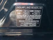 ✅ 2017 Jaguar XJ • VIN: SAJWJ1CD3H8W05270 • Lot: 74360643. Wystawiony na Copart z przebiegiem 48 200 mil. Bezpłatny archiwum sprzedaży aukcyjnych z USA i szczegółowy raport historii pojazdu na DreamBid. Zdjęcie 12.