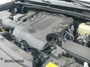 ✅ 2021 Toyota 4Runner Nightshade • VIN: JTEJU5JRXM5905949 • Lot: 41606312. Wystawiony na IAAI z przebiegiem 15 930 mil. Bezpłatny archiwum sprzedaży aukcyjnych z USA i szczegółowy raport historii pojazdu na DreamBid. Zdjęcie 19.