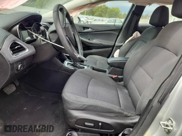 2018 Chevrolet Cruze LT z VIN 3G1BE6SM9JS626520, wystawiony jako Copart lot #86172105 z przebiegiem 54 103 mil mil oraz Czysty tytuł • Clean title. Historia ofert i sprzedaży dostępna na DreamBid. Obrazek 7.