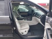 ✅ 2017 Jeep Grand Cherokee Summit • VIN: 1C4RJFJT0HC784304 • Lot: 43425586. Wystawiony na IAAI z przebiegiem 173 477 mil. Bezpłatny archiwum sprzedaży aukcyjnych z USA i szczegółowy raport historii pojazdu na DreamBid. Zdjęcie 5.