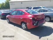 ✅ 2018 Nissan Versa SV • VIN: 3N1CN7AP1JL885402 • Lot: 43018914. Wystawiony na IAAI z przebiegiem 91 409 mil. Bezpłatny archiwum sprzedaży aukcyjnych z USA i szczegółowy raport historii pojazdu na DreamBid. Zdjęcie 3.