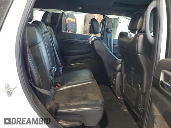 ✅ 2019 Jeep Grand Cherokee Altitude • VIN: 1C4RJFAG7KC759846 • Lot: 84902385. Wystawiony na Copart z przebiegiem 126 233 mil. Bezpłatny archiwum sprzedaży aukcyjnych z USA i szczegółowy raport historii pojazdu na DreamBid. Zdjęcie 11.