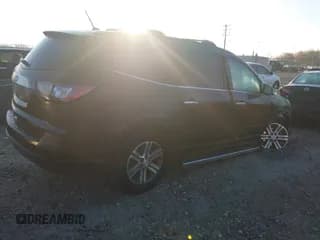 ✅ 2015 Chevrolet Traverse LT • VIN: 1GNKVHKD9FJ314801 • Lot: 43559276. Wystawiony na IAAI z przebiegiem 107 505 mil. Bezpłatny archiwum sprzedaży aukcyjnych z USA i szczegółowy raport historii pojazdu na DreamBid. Zdjęcie 4.