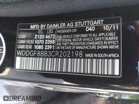 ✅ 2012 Mercedes-Benz C 300 Sport • VIN: WDDGF8BB3CR202198 • Lot: 42403379. Listed on IAAI with 137,621 mi. Free auction sales archive from the USA and detailed vehicle history report at DreamBid. Image 9.