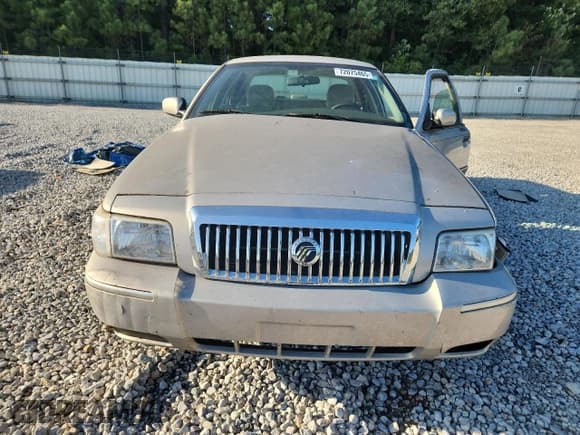 ✅ 2008 Mercury Grand Marquis GS • VIN: 2MEFM74V58X630119 • Лот: 72075465. Опубликован ранее на Copart с пробегом 96 331 миль. Бесплатный доступ к архиву аукционных продаж из США и подробный отчёт об истории автомобиля на DreamBid. Изображение 5.