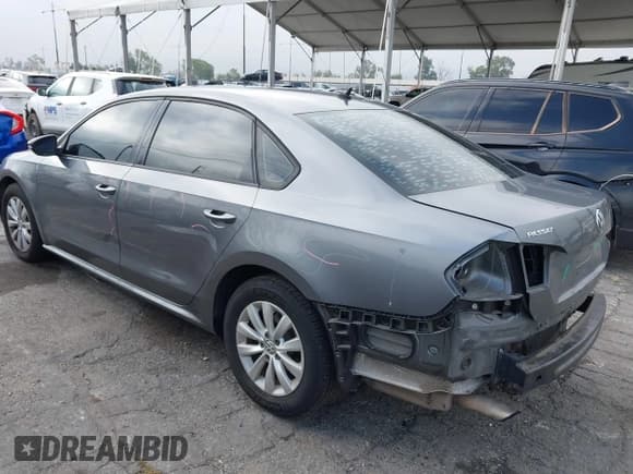 ✅ 2012 Volkswagen Passat S • VIN: 1VWAP7A3XCC096172 • Lot: 42283468. Wystawiony na IAAI z przebiegiem 131 968 mil. Bezpłatny archiwum sprzedaży aukcyjnych z USA i szczegółowy raport historii pojazdu na DreamBid. Zdjęcie 3.