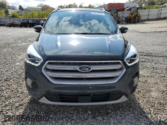 ✅ 2019 Ford Escape Titanium • VIN: 1FMCU9J9XKUB99472 • Lot: 90819215. Listed on Copart with 36,944 mi. Free auction sales archive from the USA and detailed vehicle history report at DreamBid. Image 5.