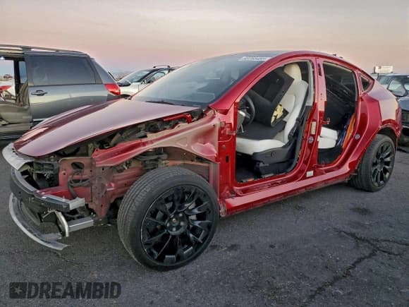 ✅ 2024 Tesla Model Y Long Range • VIN: 7SAYGDEE2RA233791 • Лот: 93768485. Опубликован ранее на Copart с пробегом 13 410 миль. Бесплатный доступ к архиву аукционных продаж из США и подробный отчёт об истории автомобиля на DreamBid. Изображение 1.