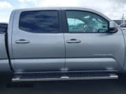 ✅ 2023 Toyota Tacoma SR5 • VIN: 3TMBZ5DN0PM040216 • Lot: 41913169. Wystawiony na IAAI z przebiegiem 28 942 mil. Bezpłatny archiwum sprzedaży aukcyjnych z USA i szczegółowy raport historii pojazdu na DreamBid. Zdjęcie 13.