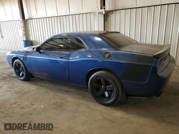 ✅ 2010 Dodge Challenger SE • VIN: 2B3CJ4DV8AH281938 • Lot: 78267764. Wystawiony na Copart z przebiegiem 134 638 mil. Bezpłatny archiwum sprzedaży aukcyjnych z USA i szczegółowy raport historii pojazdu na DreamBid. Zdjęcie 2.