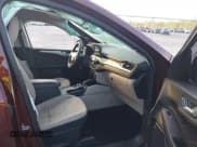 ✅ 2021 Ford Escape SE • VIN: 1FMCU0G61MUA61816 • Лот: 42582600. Опубликован ранее на IAAI с пробегом 77 032 миль. Бесплатный доступ к архиву аукционных продаж из США и подробный отчёт об истории автомобиля на DreamBid. Изображение 5.