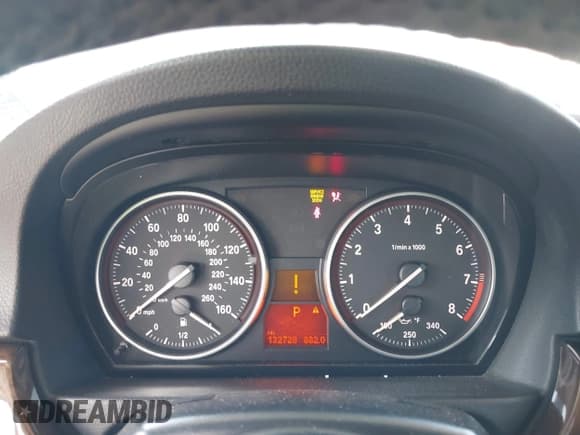 ✅ 2011 BMW 3 Series 328i • VIN: WBADW3C56BE538987 • Lot: 42162285. Listed on IAAI with 132,728 mi. Free auction sales archive from the USA and detailed vehicle history report at DreamBid. Image 7.