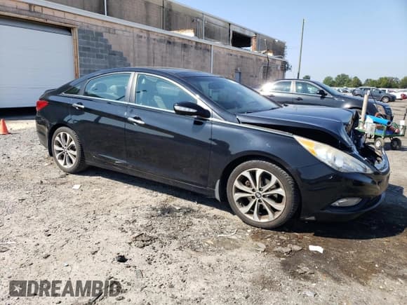 ✅ 2013 Hyundai Sonata SE • VIN: 5NPEC4AB1DH706150 • Lot: 72326744. Listed on Copart with 108,222 mi. Free auction sales archive from the USA and detailed vehicle history report at DreamBid. Image 4.