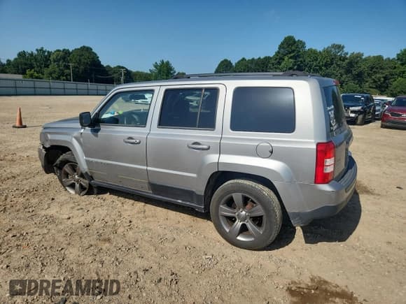 ✅ 2015 Jeep Patriot High Altitude • VIN: 1C4NJRFB5FD382642 • Lot: 63863305. Listed on Copart with 154,122 mi. Free auction sales archive from the USA and detailed vehicle history report at DreamBid. Image 2.