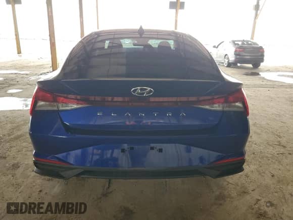 2023 Hyundai Elantra SEL with VIN KMHLM4AG7PU474031, listed as a Copart auction lot 86476105 with 38,740 mi miles and Salvage title. Bid and sale history available at DreamBid. Image 6.