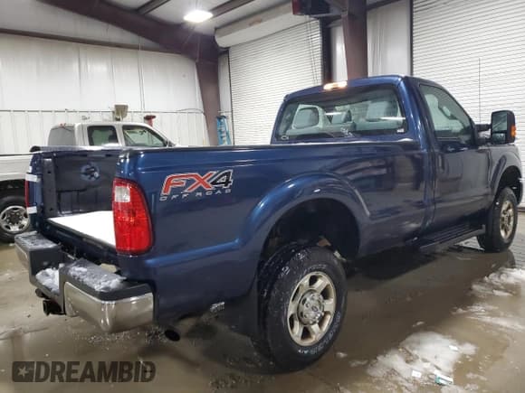 ✅ 2015 Ford F-350 XL • VIN: 1FTRF3B68FED37861 • Lot: 87174364. Wystawiony na Copart z przebiegiem 108 883 mil. Bezpłatny archiwum sprzedaży aukcyjnych z USA i szczegółowy raport historii pojazdu na DreamBid. Zdjęcie 3.