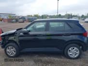 ✅ 2022 Hyundai Venue SE • VIN: KMHRB8A30NU132020 • Lot: 40459056. Listed on IAAI with 35,246 mi. Free auction sales archive from the USA and detailed vehicle history report at DreamBid. Image 15.