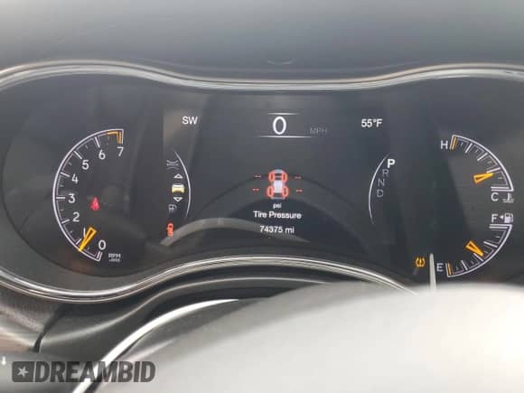 2021 Jeep Grand Cherokee 80th Anniversary z VIN 1C4RJEBG9MC638232, wystawiony jako Copart lot #42588825 z przebiegiem 74 375 mil mil oraz Szkoda całkowita • Salvage title. Historia ofert i sprzedaży dostępna na DreamBid. Obrazek 9.