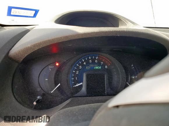 ✅ 2013 Honda Insight LX • VIN: JHMZE2H59DS003833 • Lot: 92709585. Listed on Copart with Not provided. Free auction sales archive from the USA and detailed vehicle history report at DreamBid. Image 9.