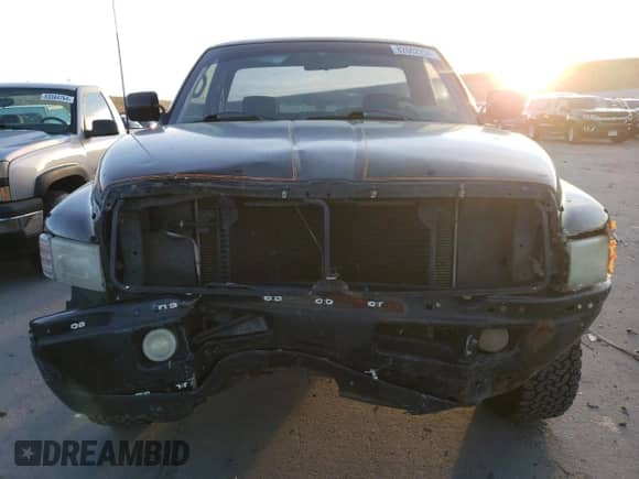 1996 Dodge 1500 с VIN 1B7HF16Y0TS572294, выставлен на аукционе Copart как лот 82602294 с пробегом 199 174 миль миль и Списание • Salvage title. История ставок и продаж доступна на DreamBid. Изображение 5.