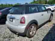 2013 MINI Hardtop with VIN WMWSU3C57DT546947, listed as a Copart auction lot 62088645 with 99,944 mi miles and Salvage title. Bid and sale history available at DreamBid. Image 3.