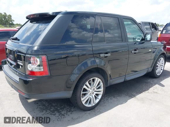 ✅ 2011 Land Rover Range Rover Sport HSE Lux • VIN: SALSK2D49BA283709 • Lot: 42649599. Listed on IAAI with 111,546 mi. Free auction sales archive from the USA and detailed vehicle history report at DreamBid. Image 4.