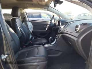 2016 Chevrolet Trax LTZ с VIN 3GNCJMSB9GL216000, выставлен на аукционе IAAI как лот 43485253 с пробегом 86 374 миль миль и . История ставок и продаж доступна на DreamBid. Изображение 5.