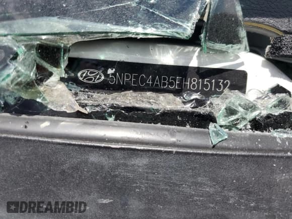 ✅ 2014 Hyundai Sonata Limited • VIN: 5NPEC4AB5EH815132 • Lot: 60769584. Wystawiony na Copart z przebiegiem 122 199 mil. Bezpłatny archiwum sprzedaży aukcyjnych z USA i szczegółowy raport historii pojazdu na DreamBid. Zdjęcie 13.