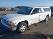 ✅ 1998 Dodge Dakota SLT • VIN: 1B7GL22X2WS563740 • Лот: 43560961. Опубликован ранее на IAAI с пробегом 135 459 миль. Бесплатный доступ к архиву аукционных продаж из США и подробный отчёт об истории автомобиля на DreamBid. Изображение 2.