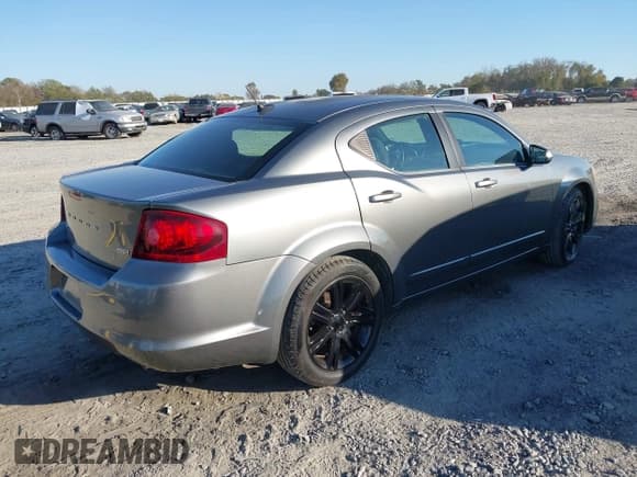 ✅ 2013 Dodge Avenger SXT • VIN: 1C3CDZCG0DN709233 • Лот: 43643759. Опубликован ранее на IAAI с пробегом 191 150 миль. Бесплатный доступ к архиву аукционных продаж из США и подробный отчёт об истории автомобиля на DreamBid. Изображение 4.