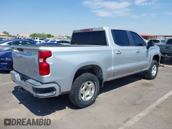 ✅ 2019 Chevrolet Silverado 1500 RST • VIN: 1GCUYEED6KZ148803 • Lot: 42625691. Wystawiony na IAAI z przebiegiem 56 995 mil. Bezpłatny archiwum sprzedaży aukcyjnych z USA i szczegółowy raport historii pojazdu na DreamBid. Zdjęcie 4.